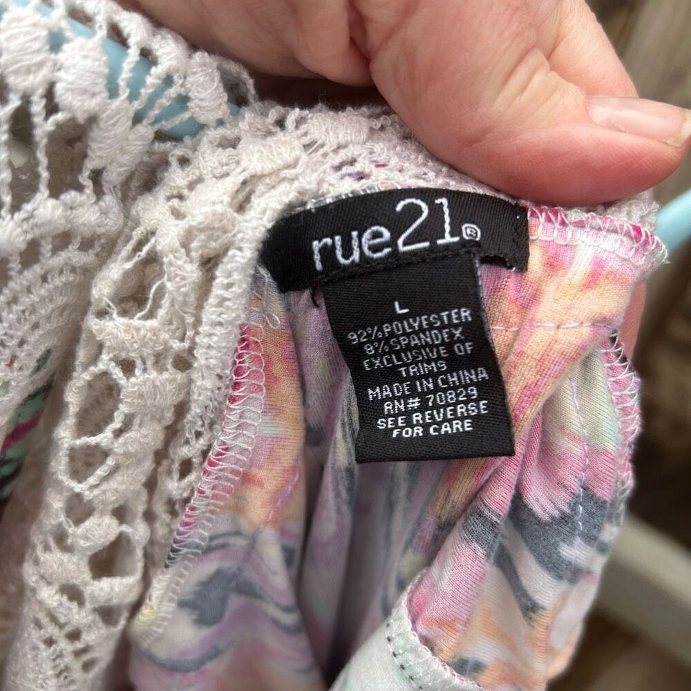 Rue21 dress sleeveless lace striped size large - Picture 9 of 10